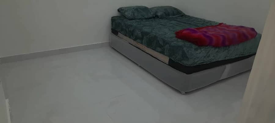 اجاره آپارتمان ساحلی در کنگان - طبقه اول نما آپارتمان