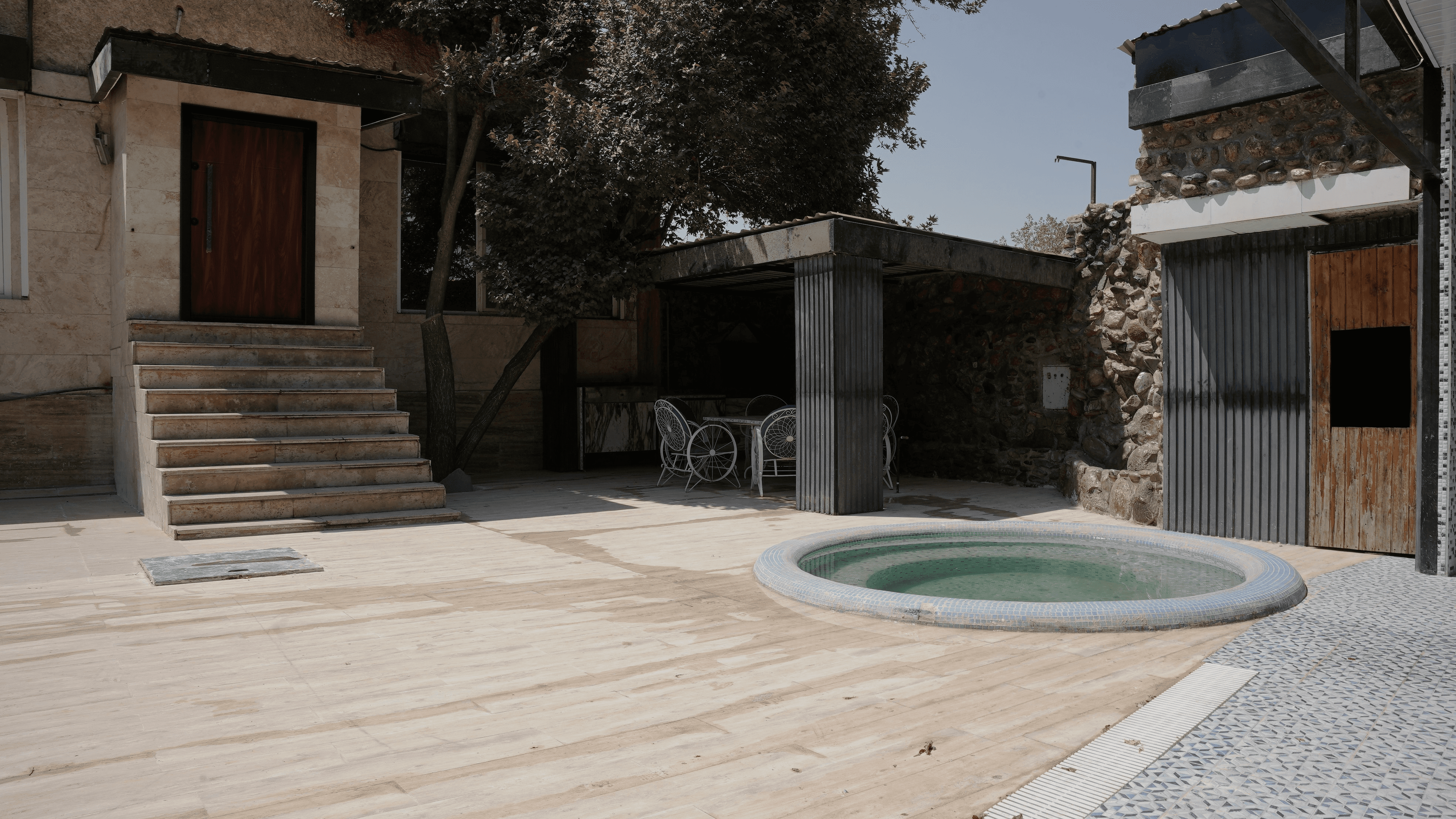 اجاره ویلا پنج خوابه با استخر آب سرد در کوهسار - کردان نما ویلا