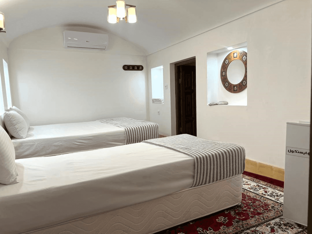 اجاره اتاق سه تخته در یزد - ١١٢ اتاق