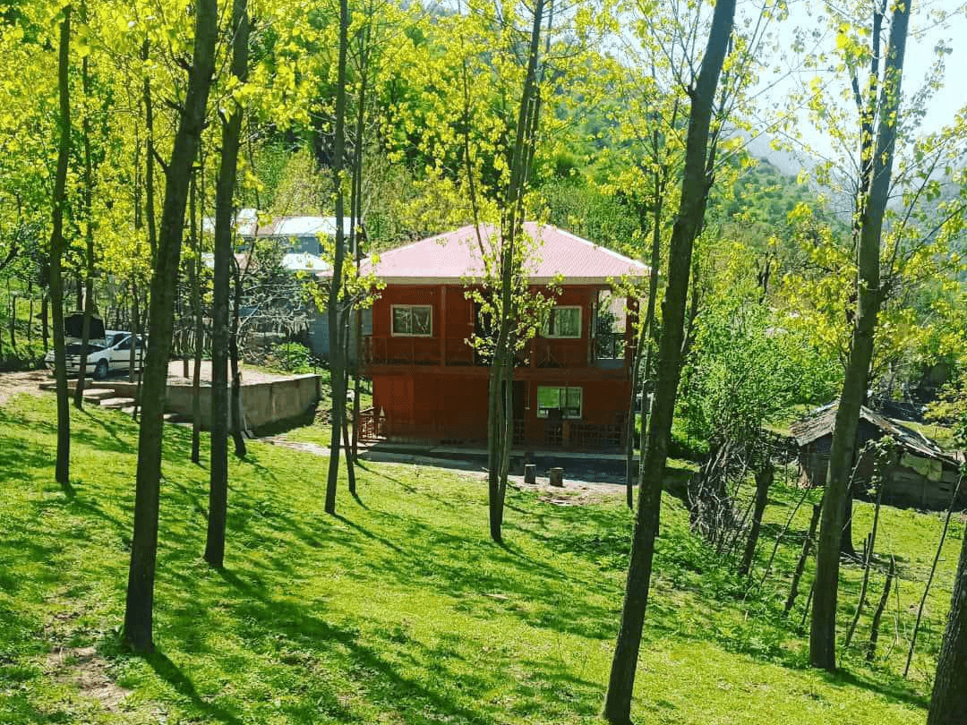 اجاره کلبه چوبی جنگلی جکوزی دار در نسا ماسال
