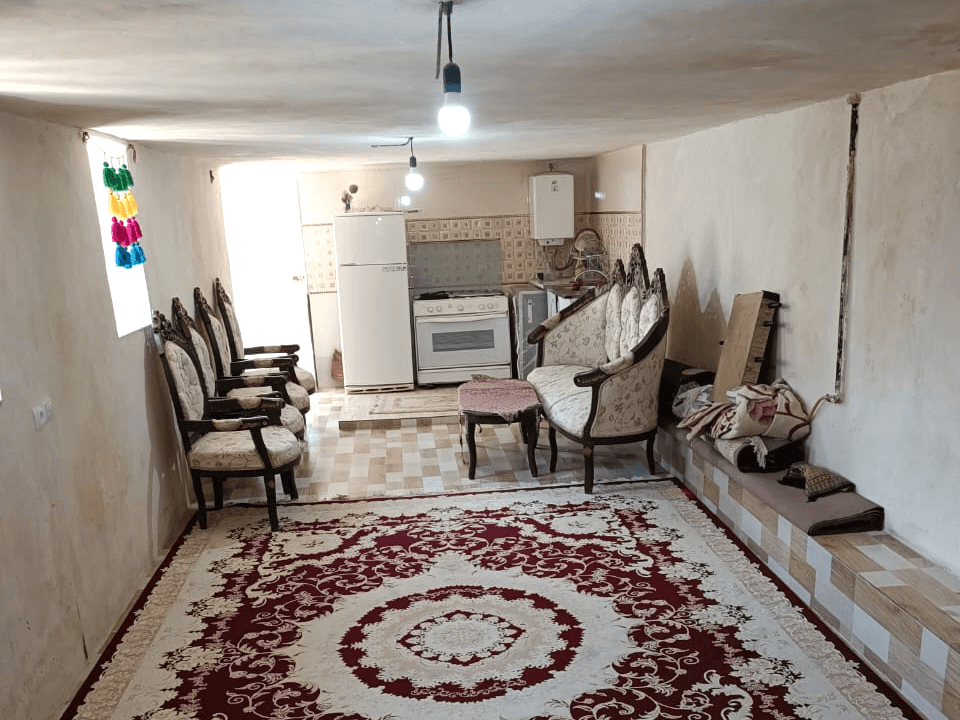 اجاره ویلا باغ استخرروباز در روستا اشکفت سپیدان - سوئیت داخل سوئیت