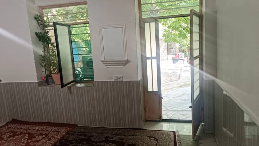 اتاق سنتی در روستای خبر بافت - غیرمستر نما