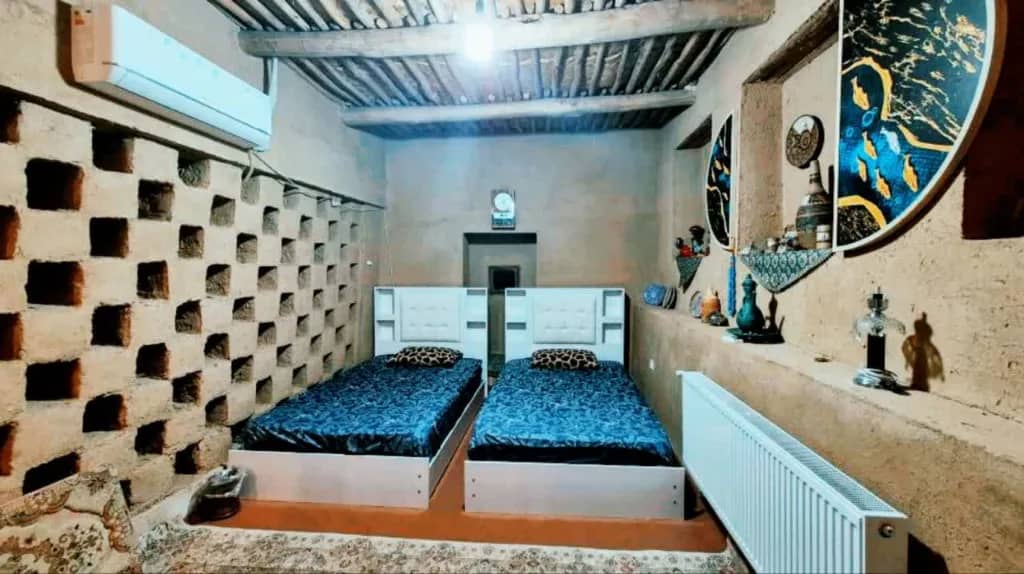 بومگردی در روستا غرقان گلپایگان - vip نما اتاق