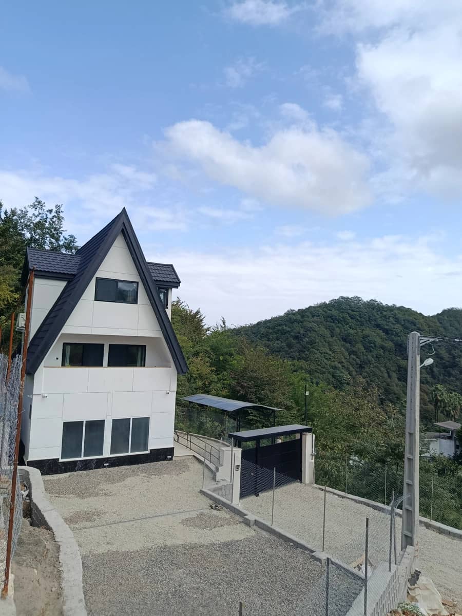 ویلا با استخرسرپوشیده آبگرم در روستا سیاسان رامسر نما ویلا