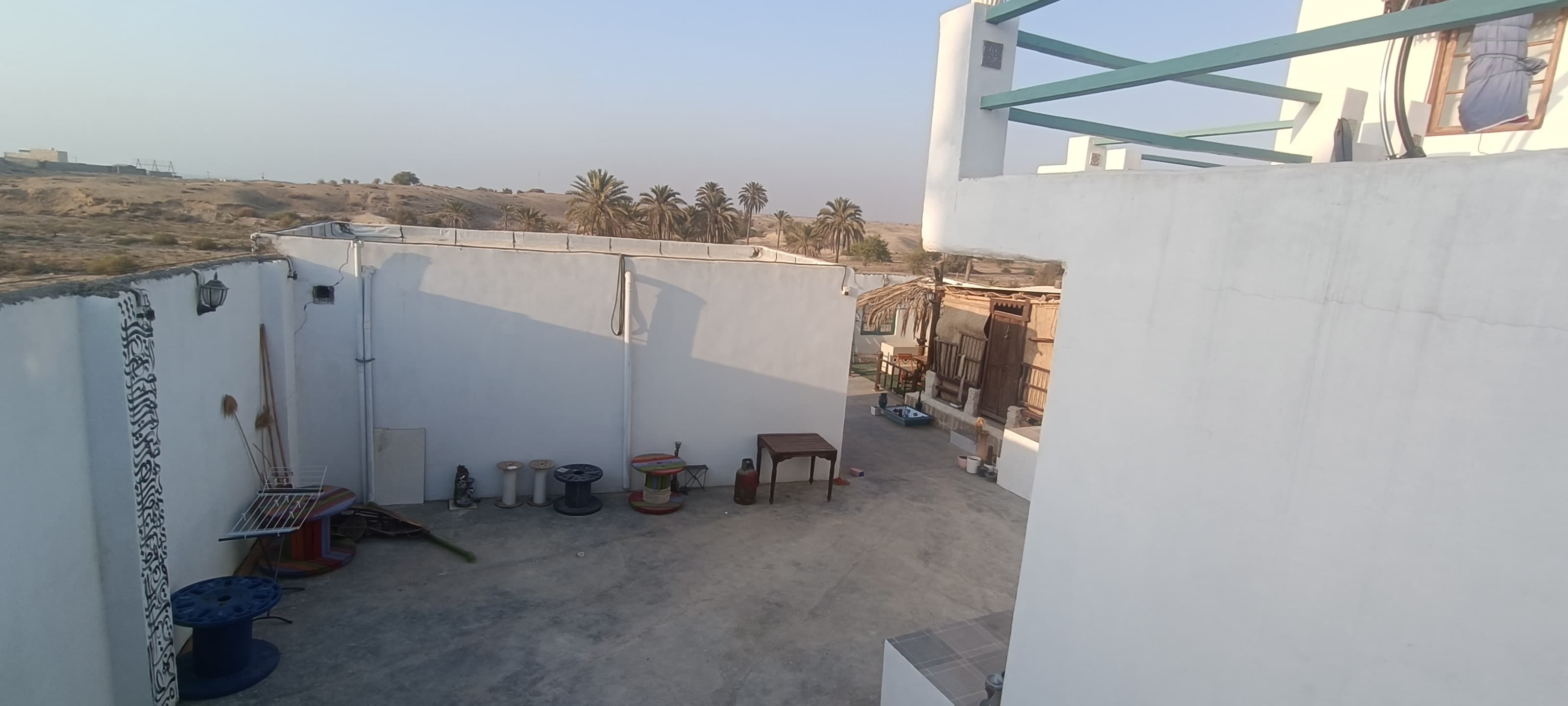 محوطه اقامتگاه