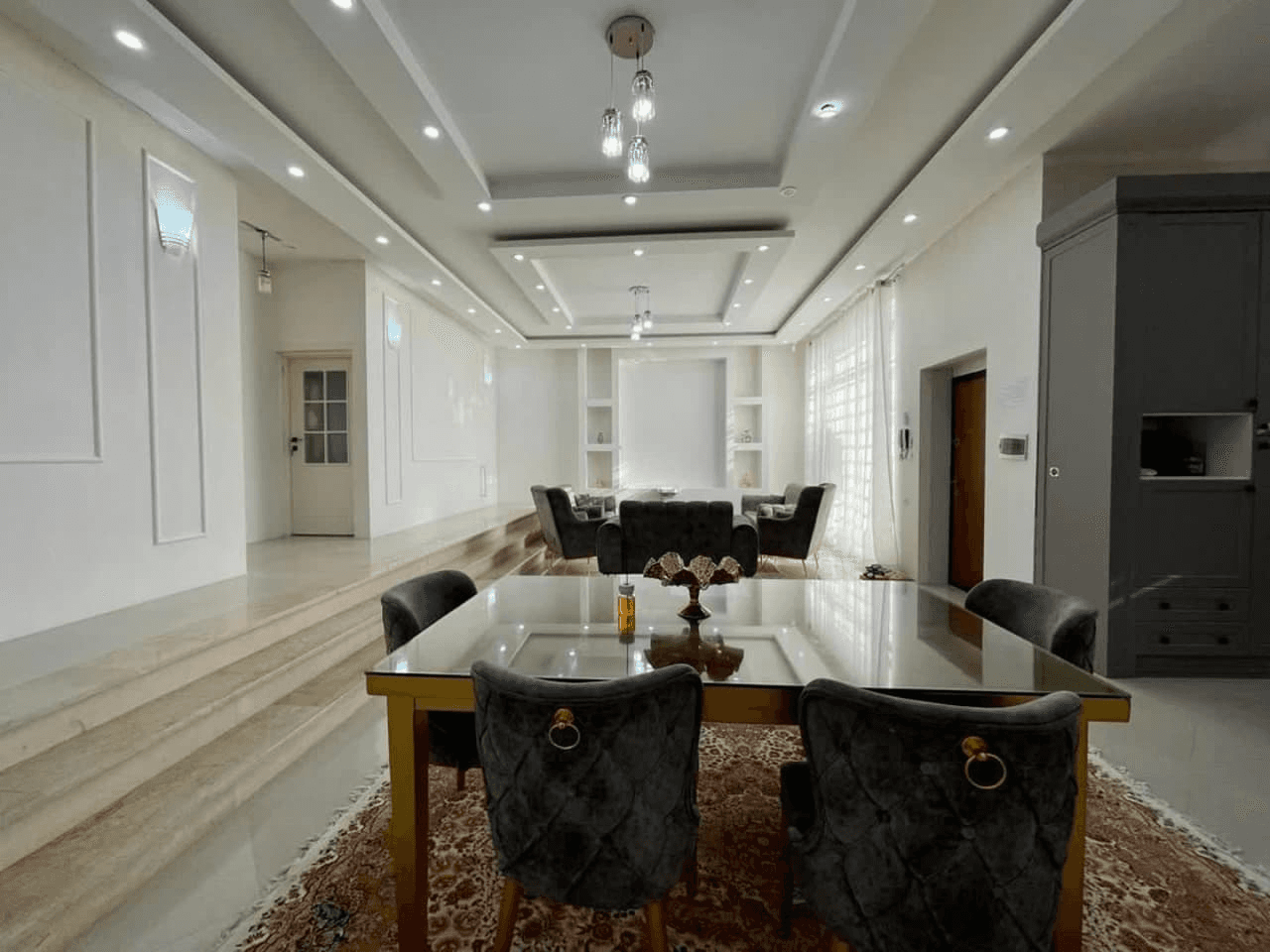 اجاره ویلا با استخر سرپوشیده آبگرم در روستای زکیآباد کردان نما