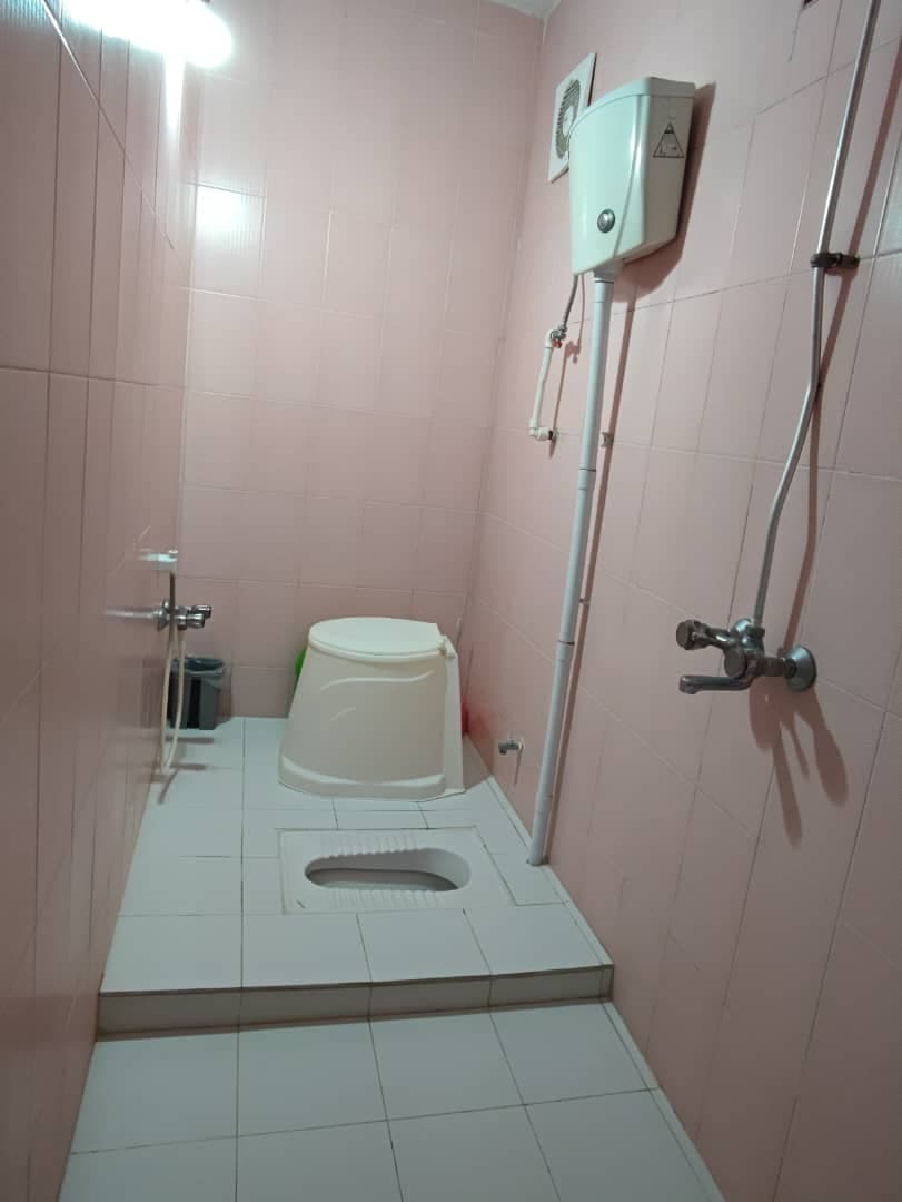 سرویس بهداشتی ایرانی و حمام
