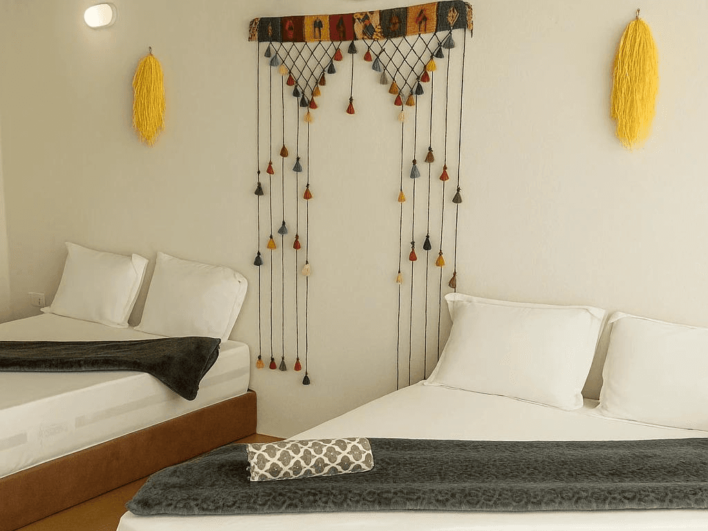 اقامتگاه بومگردی در روستای سهیلی - شقایق محوطه