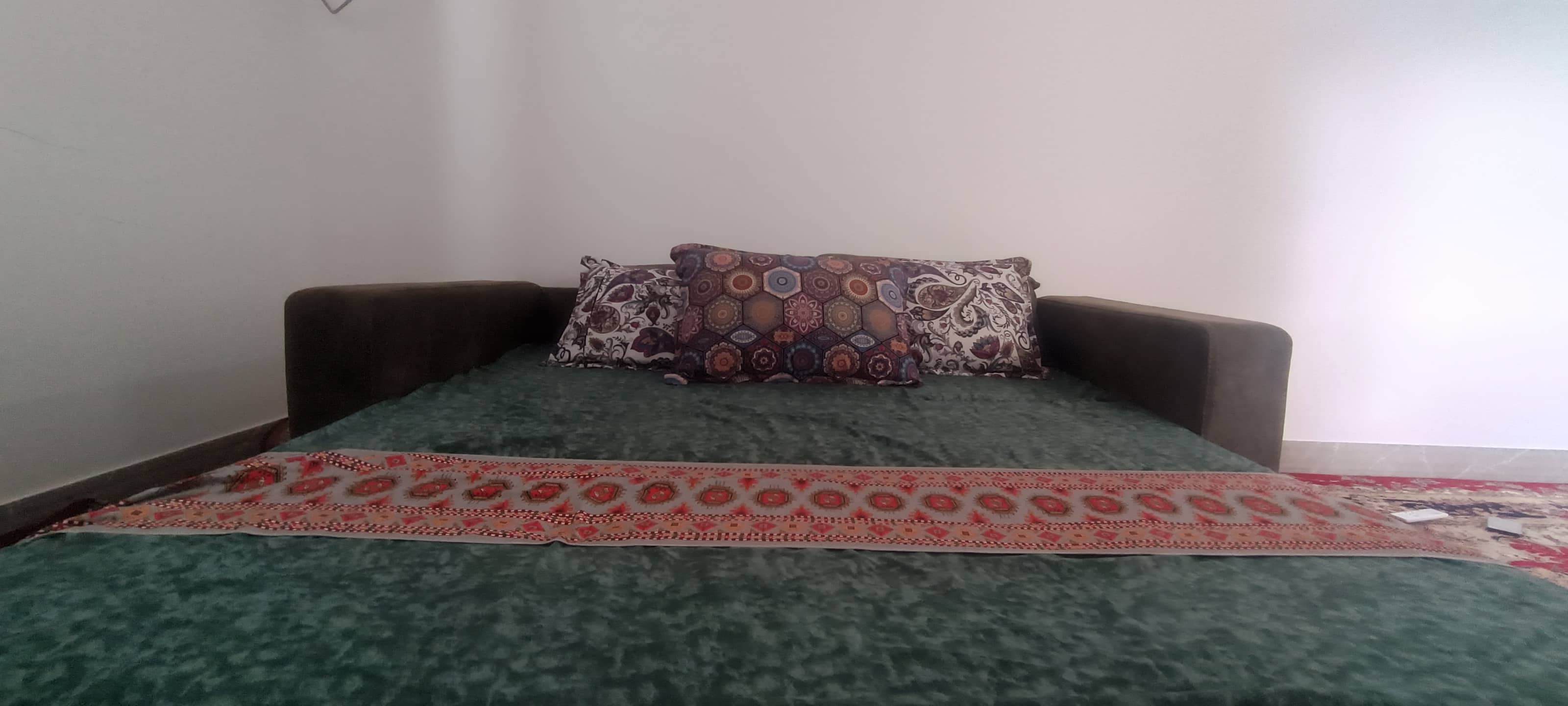 اقامتگاه ساحلی در روستای بربو دلوار - لیان همکف نما و ورودی واحد