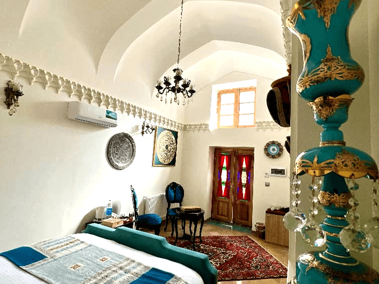 اجاره اتاق دو تخت در هشت بهشت اصفهان - وی آی پی دو تخته وی آی پی حیاط دار