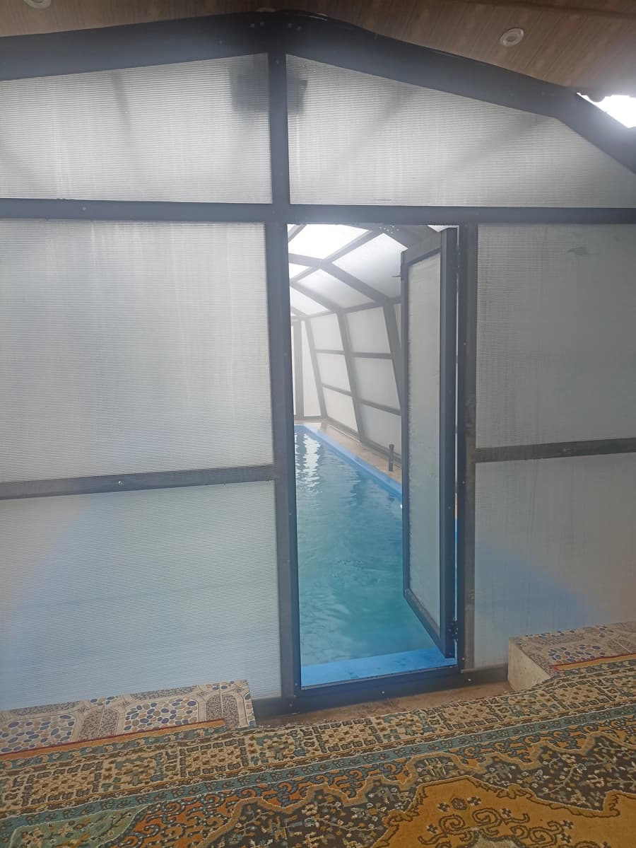 ورودی استخر