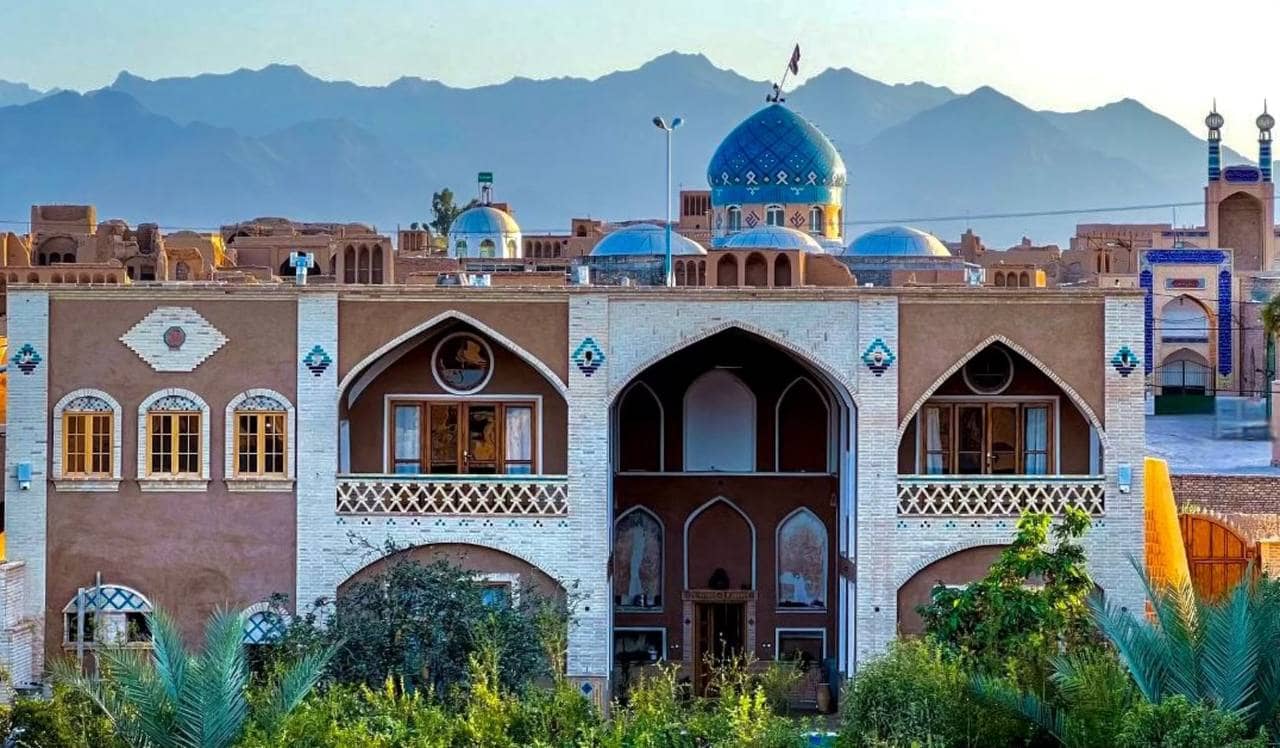 بومگردی دو تخته در عقدا یزد - مهر بانو اتاق دو تخته مهر بانو