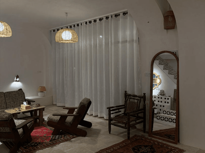 ویلا دوبلکس با استخر روباز آبسرد در روستا طبل قشم نما ویلا