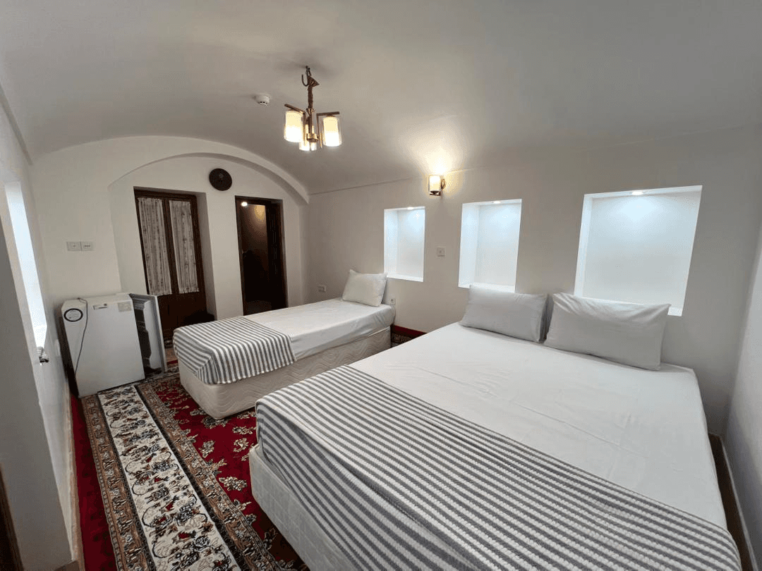 اجاره اتاق سه تخته در یزد - ١١٢ اتاق