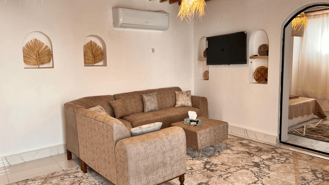 اجاره ویلا با استخر روباز آبسرد در طبل نما ویلا با استخر