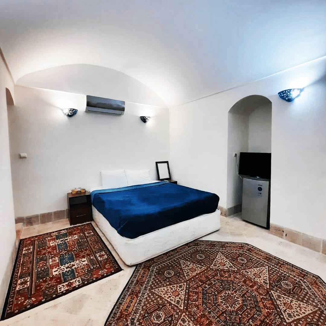 اجاره هتل سنتی در خیابان مهدی یزد - مولوی