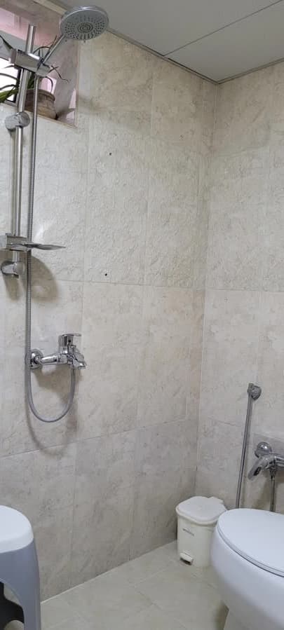 سرویس فرنگی و حمام