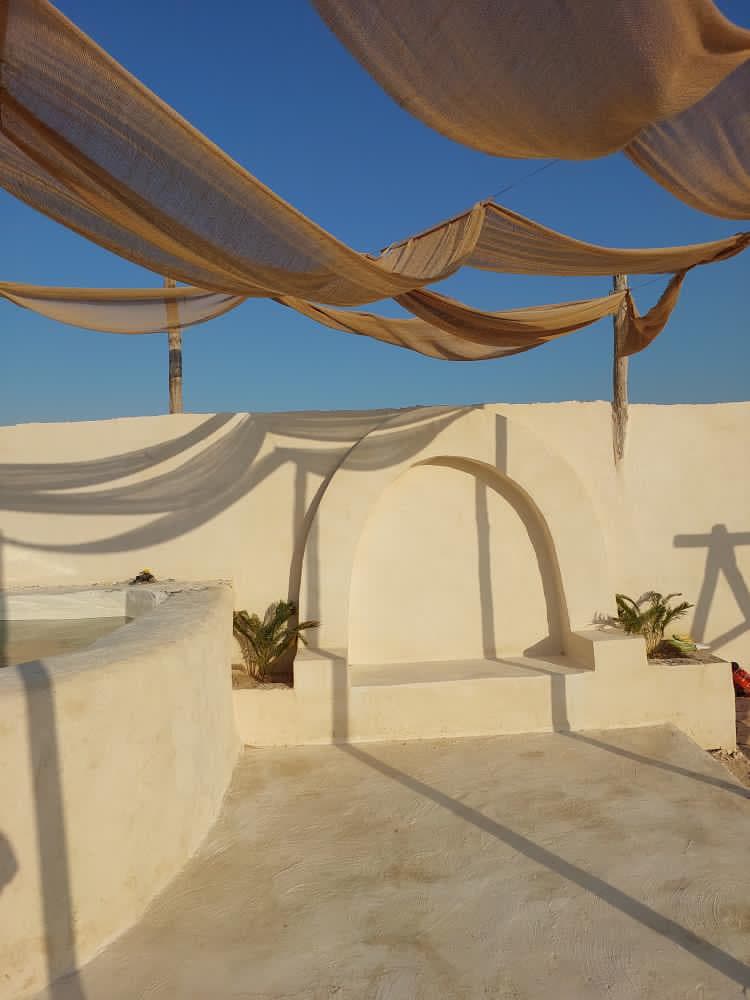 نماى كنار استخر