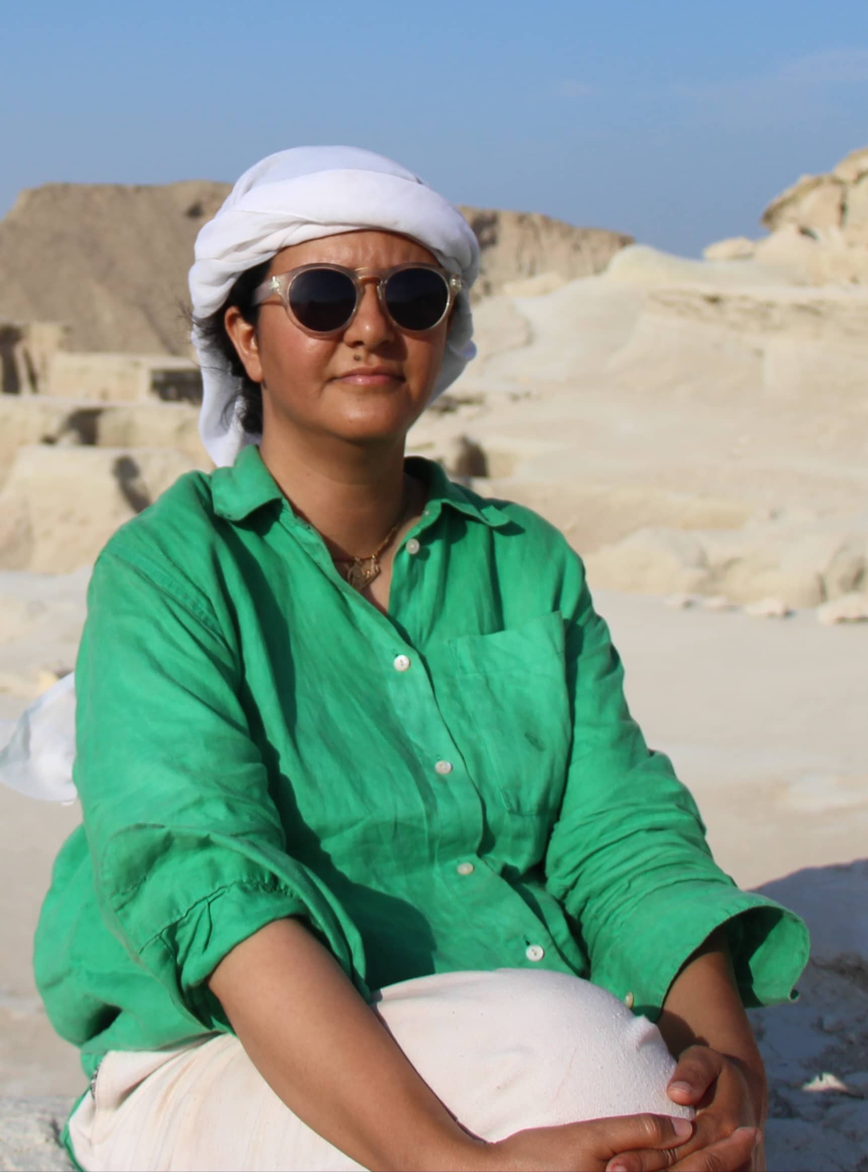 hostIntroImage-مژده رحیمی