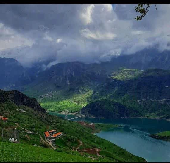 از بالای ویلا این منظره