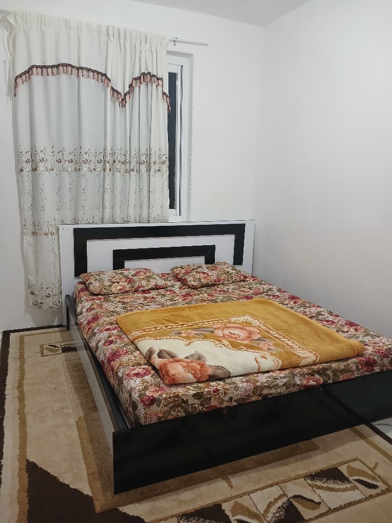 اتاق 2