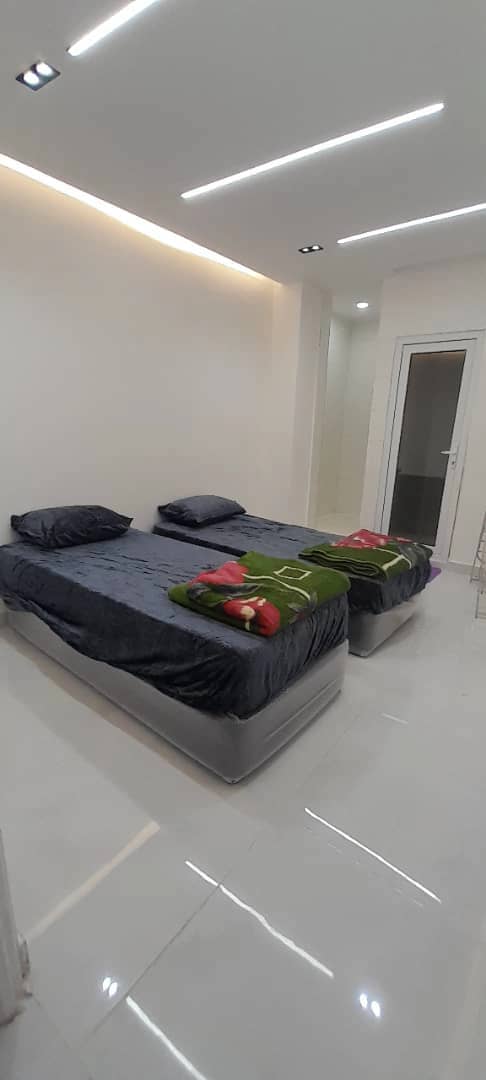 اجاره آپارتمان ساحلی در کنگان - طبقه اول نما آپارتمان