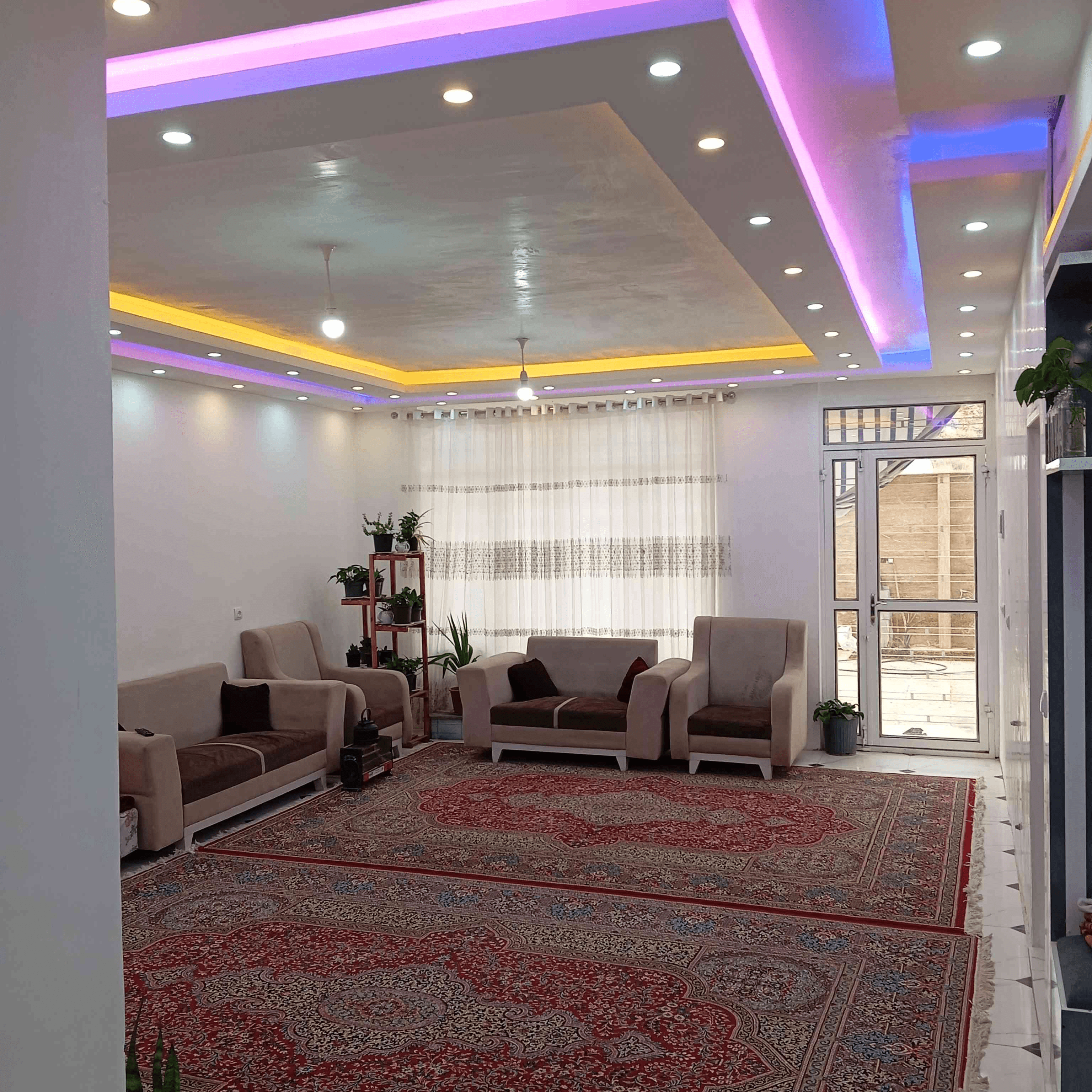 آپارتمان مبله دو خواب در گویم شیراز - همکف نما