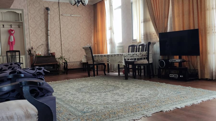 آپارتمان مبله در طالقانی اصفهان - دوخوابه همکف سالن