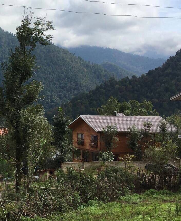 کلبه چوبی در روستای خروم ماسال - همکف نما کلبه چوبی