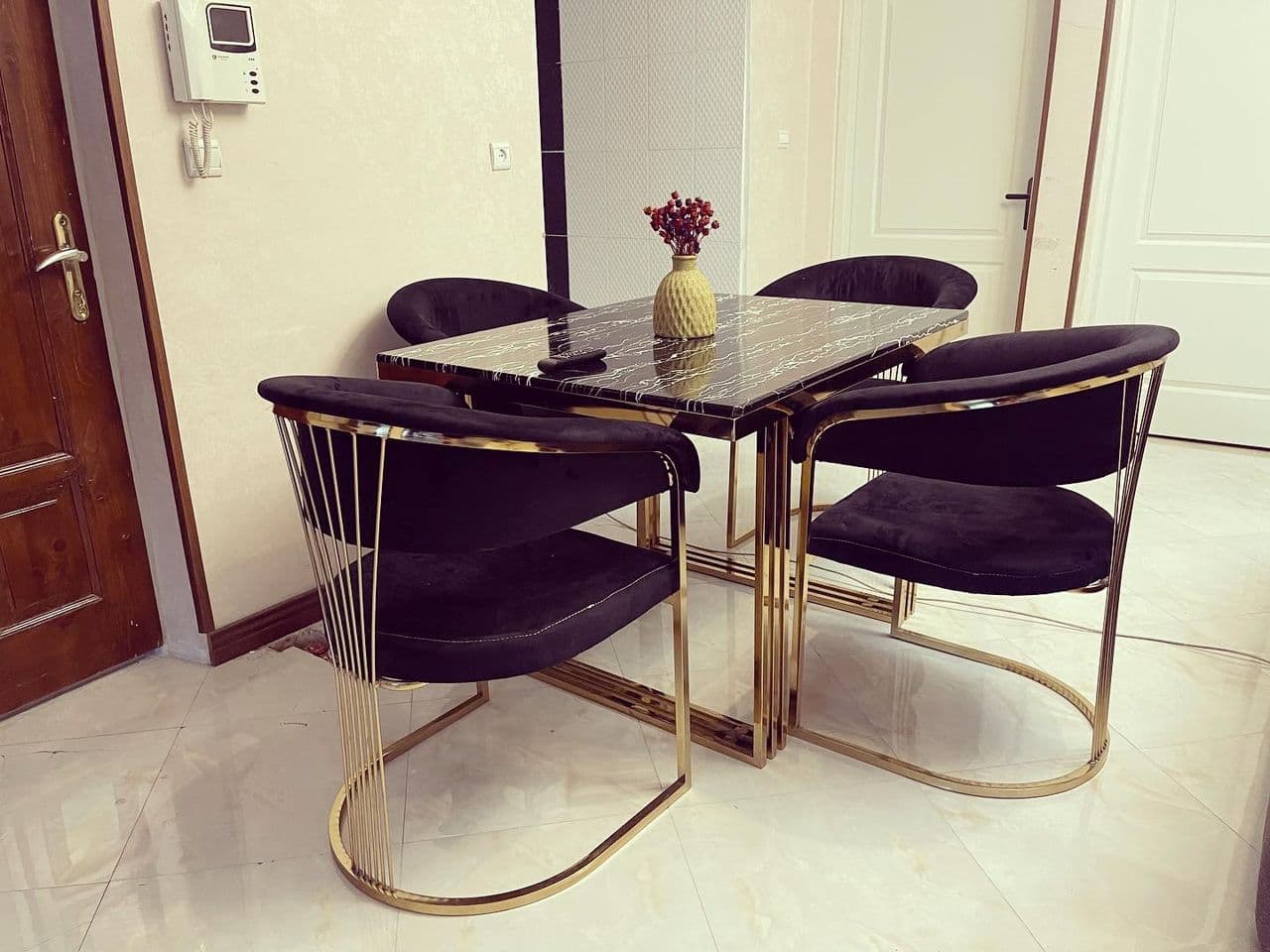 میز نهار خوری