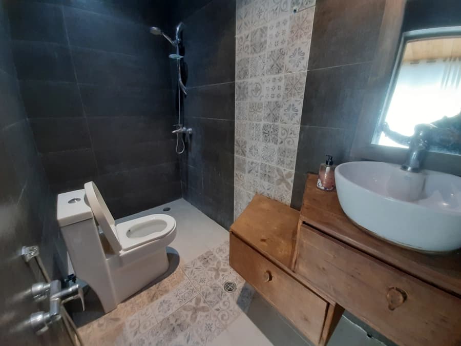 سرویس فرنگی و حمام مستر - 4