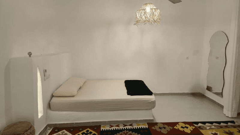 اقامتگاه بومگردی با استخر روباز در سهیلی قشم محوطه و استخر