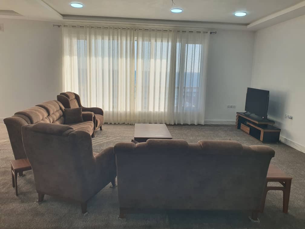 منزل دوخوابه ساحلی درسیراف سالن