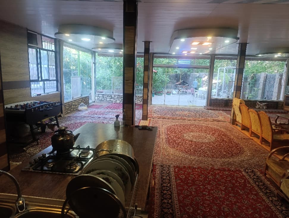 سالن و آشپزخانه