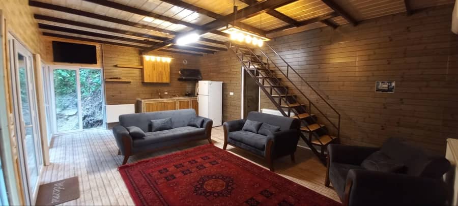کلبه جنگی دوبلکس جکوزی دار در روستا گیجاو اسالم نما کلبه