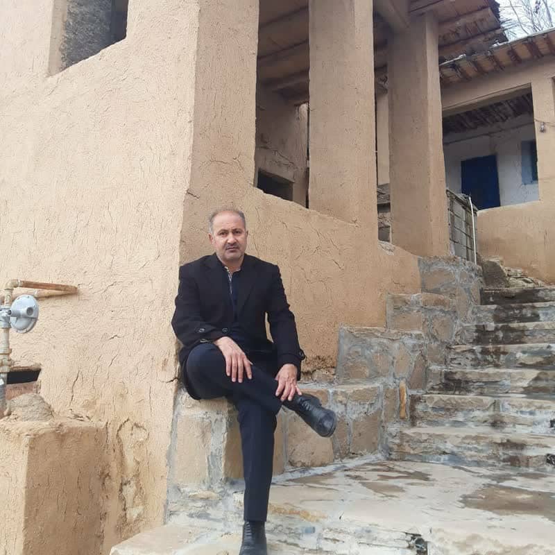 hostIntroImage-حاجت عباسیان