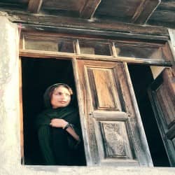 hostIntroImage-سید حوریا حسن زاده