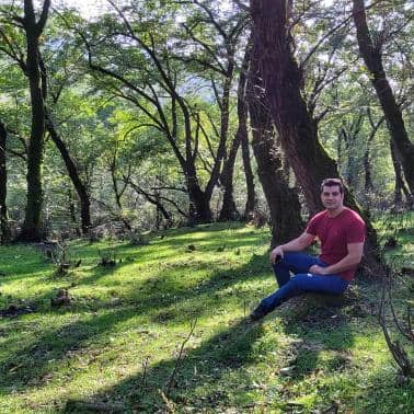 hostIntroImage-مصطفی  داداشی