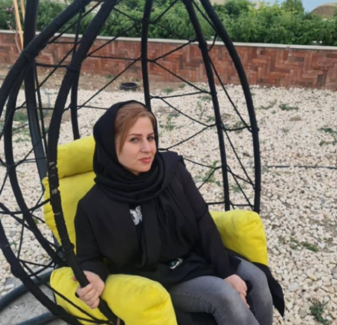 hostIntroImage-معصومه مرادی