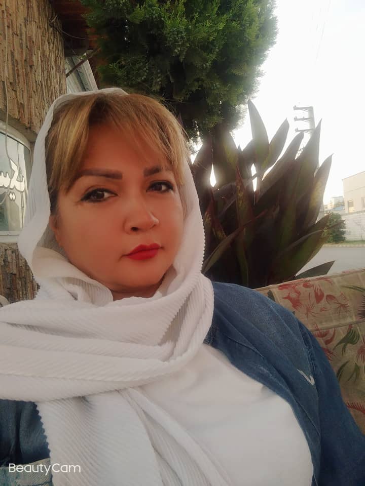 hostIntroImage-نگار اقدس پور