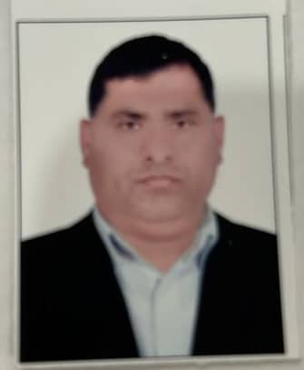 hostIntroImage-صالح جامعی