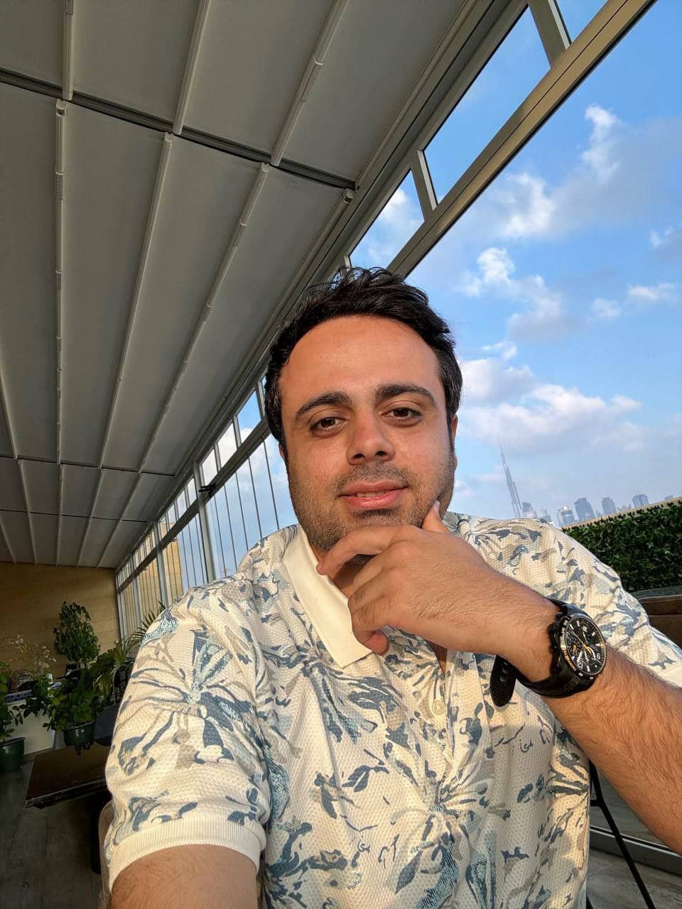 hostIntroImage-علیرضا مازندرانی