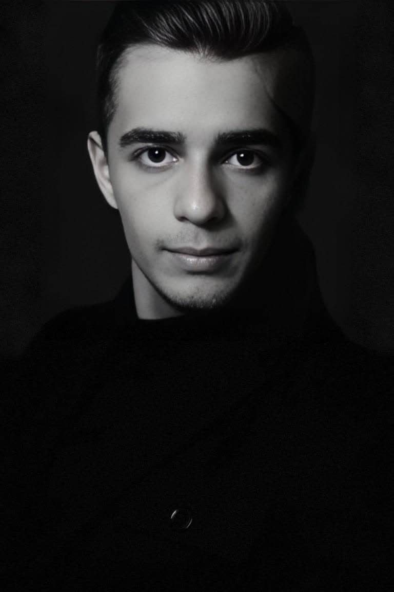 hostIntroImage-دانیال مرادپور