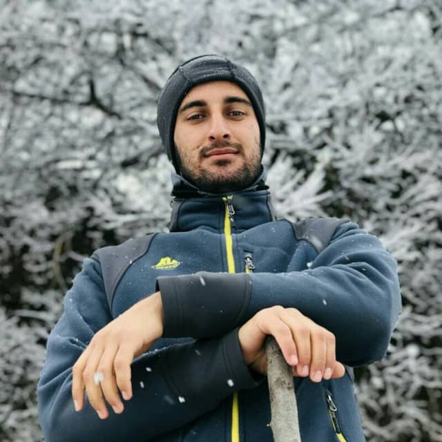 hostIntroImage-محمدرضا انصاری