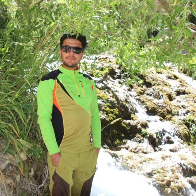 hostIntroImage-حمید بوستانی