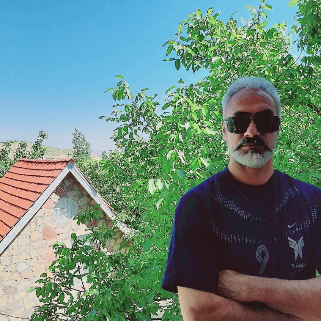 hostIntroImage-حسین عباسی خوشمکانی
