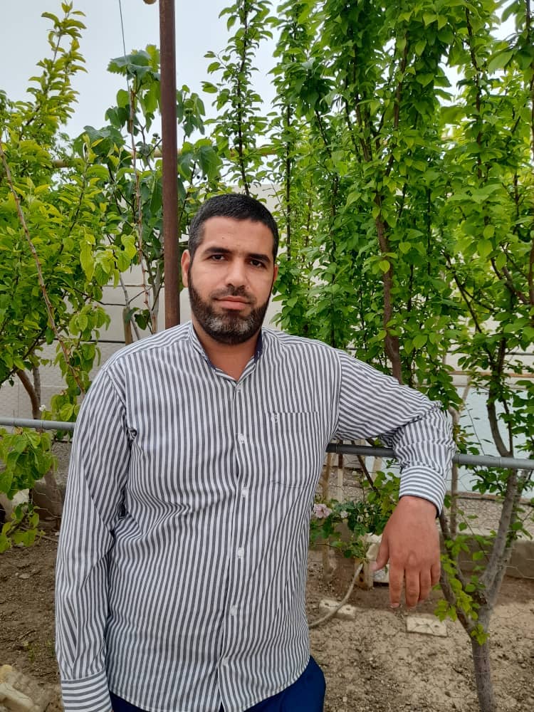 hostIntroImage-غلامحسین تاتاری