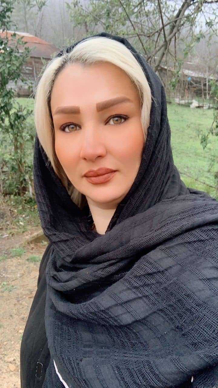 hostIntroImage-زهره یوسفی
