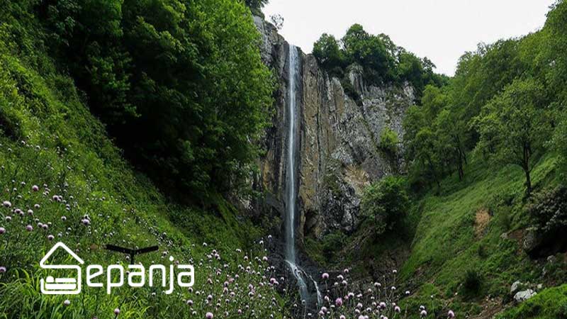 آبشار لاتون در استان گیلان