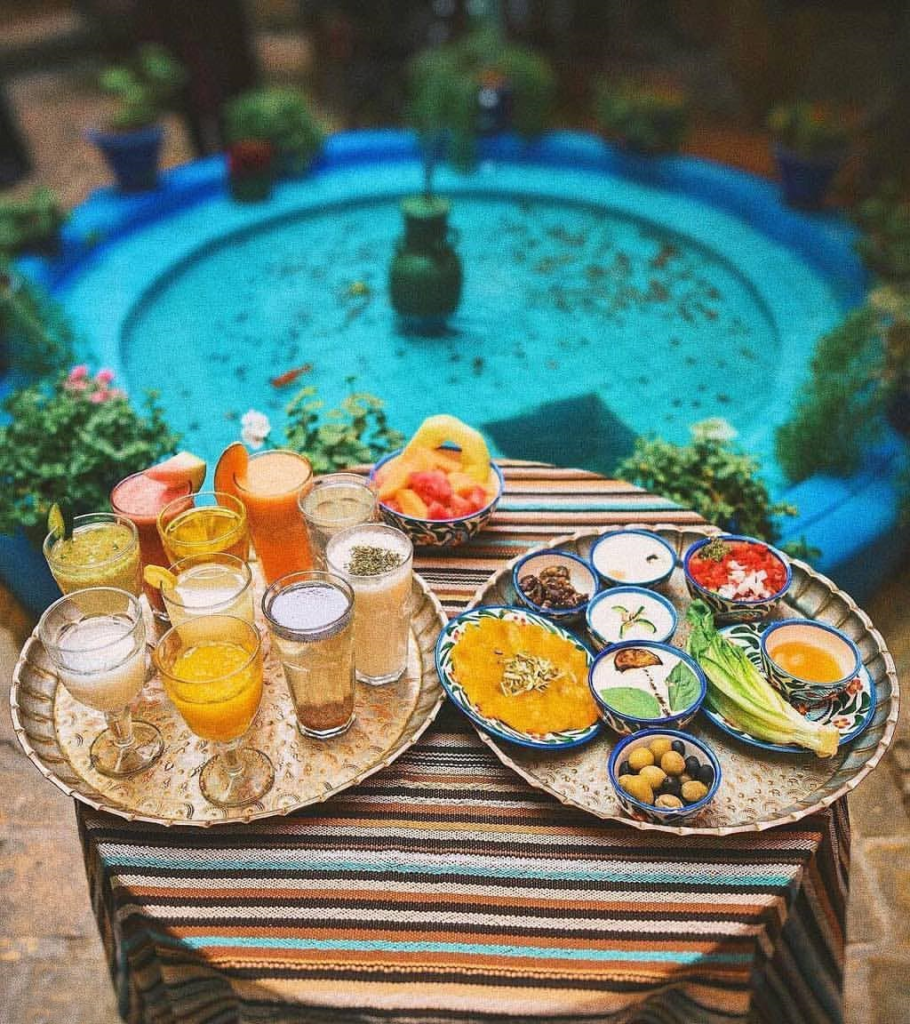 غذای رستوران پرهامی